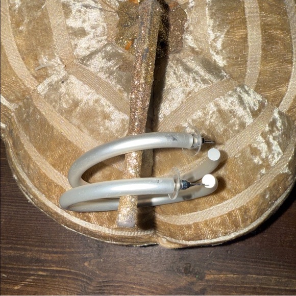 🆕🌿💛ROSE GOLD 50mm Metal Bold Hoop Earrings - Picture 8 of 9